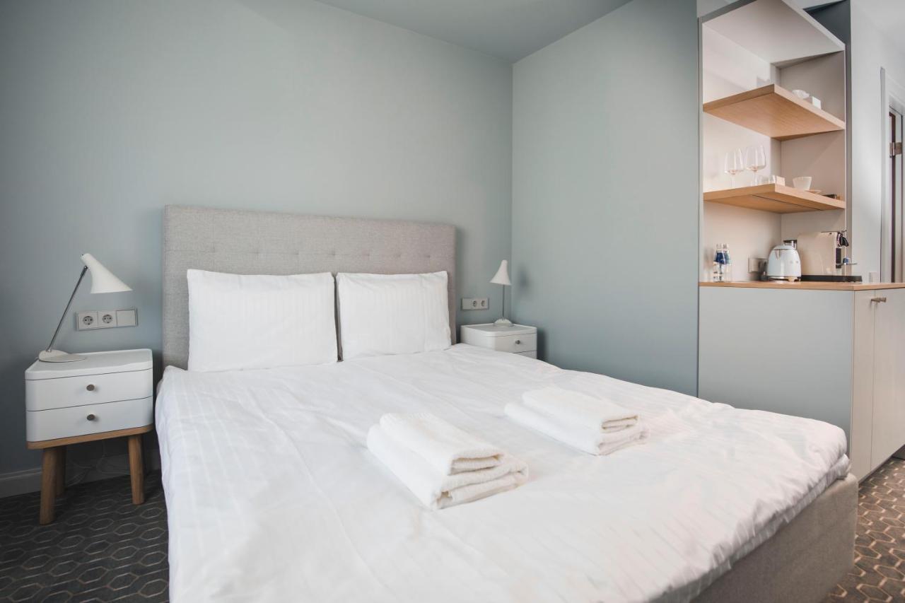 Roze Park Rooms Liepaja Ngoại thất bức ảnh